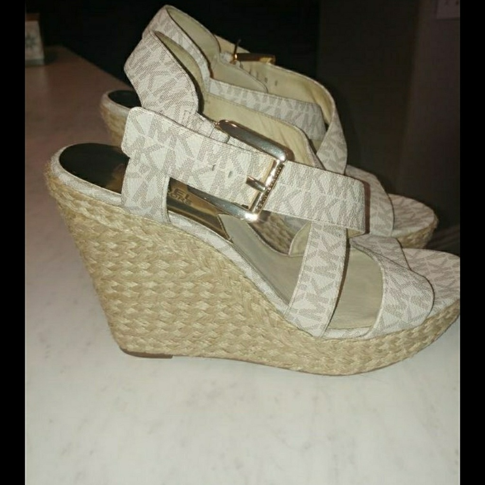 Michael kors wedges